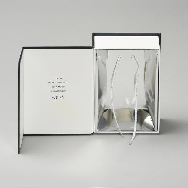 Custom Perfume Boxes. Magnetic Flap Perfume Presentation Box with Cardboard Interior