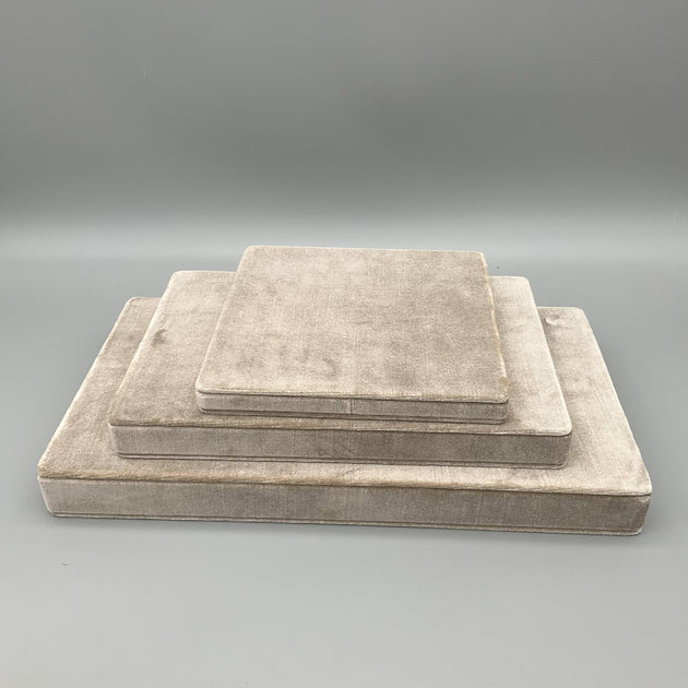 Risers/Baseboards – Montagne Custom Packaging